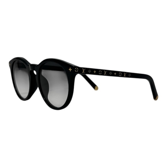 Louis Vuitton Sunnies